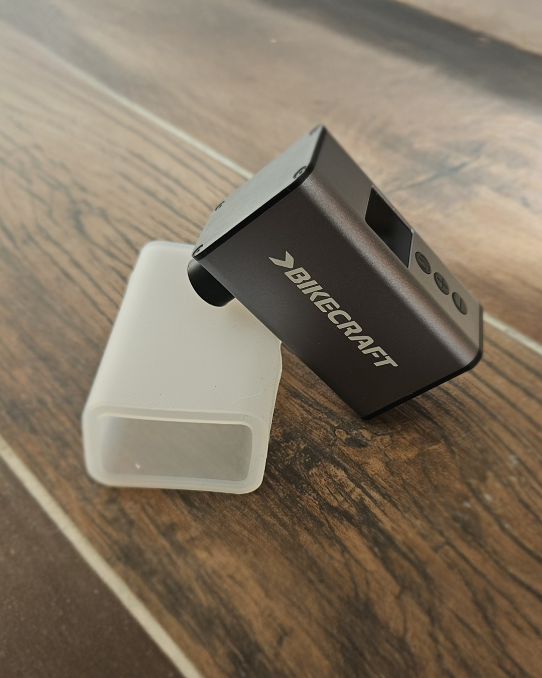 Mini Inflador Eléctrico Bike Craft A3 Mini Ultraliviano 100 PSI Pantalla LCD