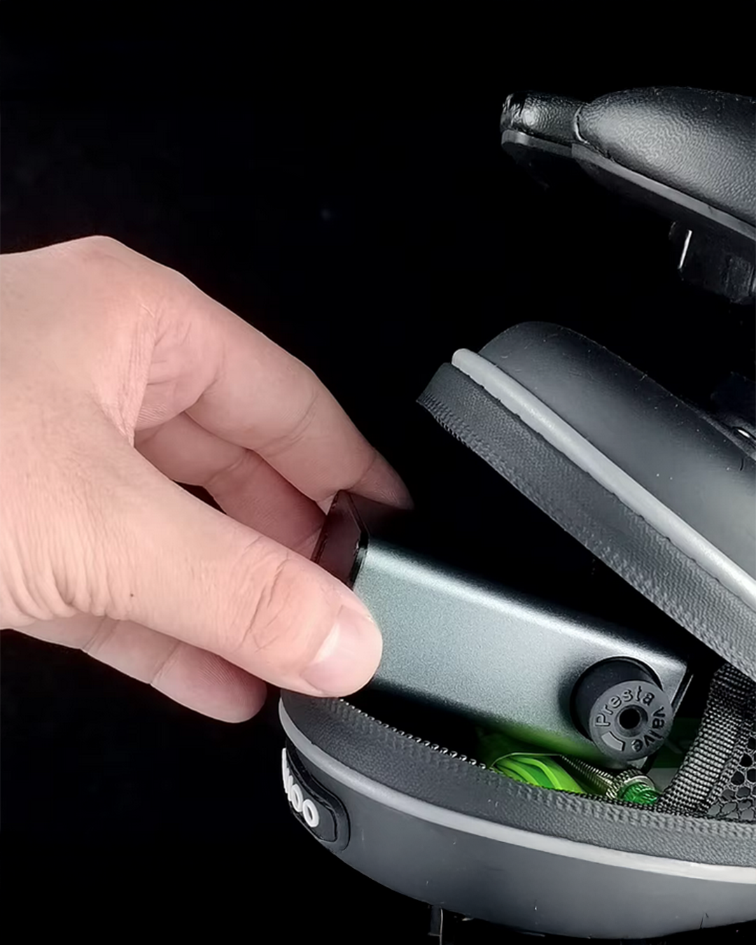 Mini Inflador Eléctrico Bike Craft A3 Mini Ultraliviano 100 PSI Pantalla LCD