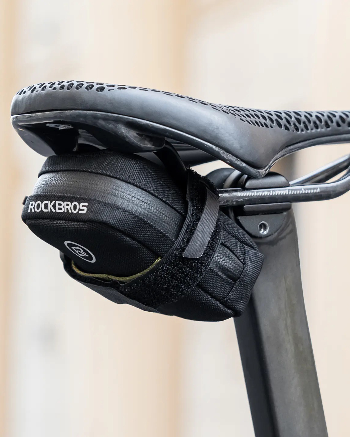 Alforja / Bolso Bajo Asiento Rockbros 30130079 | Minimalista 0.35L con Porta CO2