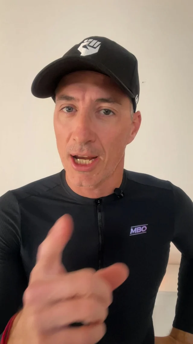 🚴‍♂️ Elevá tu rendimiento con el Jersey MBO C140
El otoño ya se siente y el frío no perdona, pero tus ganas de pedalear siguen intactas. Como bien nos muestra Mauri de @unpocomasok, el jersey de manga larga MBO modelo C140 es la pieza técnica que tu equipamiento necesita para esta temporada. 🍂❄️

¿Por qué es el favorito de los que saben?

Tecnología PerfectFit™: Elasticidad total y una comodidad que se adapta a tu cuerpo en cada movimiento.

Protección y Secado: Tejidos de secado rápido con protección UPF 50+ para cuidarte del sol y mantener el cuerpo a temperatura ideal.

Detalles Pro: Cierre YKK de alta resistencia, mangas texturizadas y elementos reflectantes para pedalear seguro en todo momento. 🛡️✨

Queremos agradecer especialmente a Mauri por este tremendo video y por compartir su experiencia técnica con nosotros. 
¡Si querés reviews de calidad y los mejores tips de ciclismo, no dejes de seguirlo en sus redes como @unpocomasok! 🙌

🛒 ¡NO TE QUEDES AFUERA!
El stock vuela y el frío ya está acá. Conseguí tu Jersey MBO C140 y todo el equipamiento de elite en nuestra web oficial.

👉 COMPRÁ AHORA EN: axnsport.com

AXNSPORT - Pasión por el rendimiento.

#Ciclismo #MBO #CyclingLife #AxnSport #EquipamientoCiclista #RioPinto #MTB #Ruta #CiclistasArgentinos